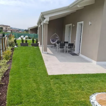 Lägenhet Le Aromatiche Cavaion Veronese